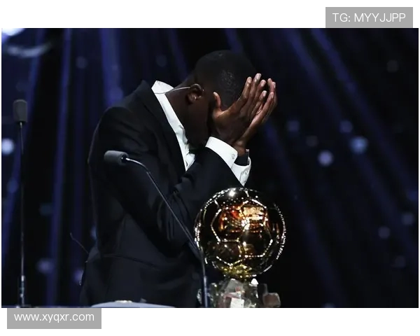 法甲年度球员颁奖典礼及获奖者表现全面分析