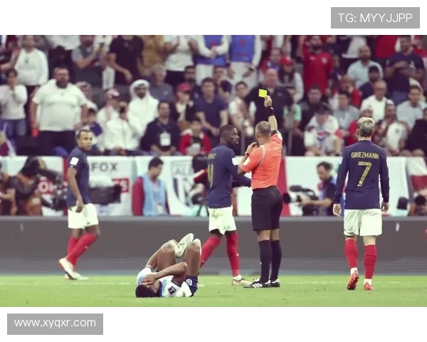 1998年法国世界杯英格兰队表现回顾与战绩分析